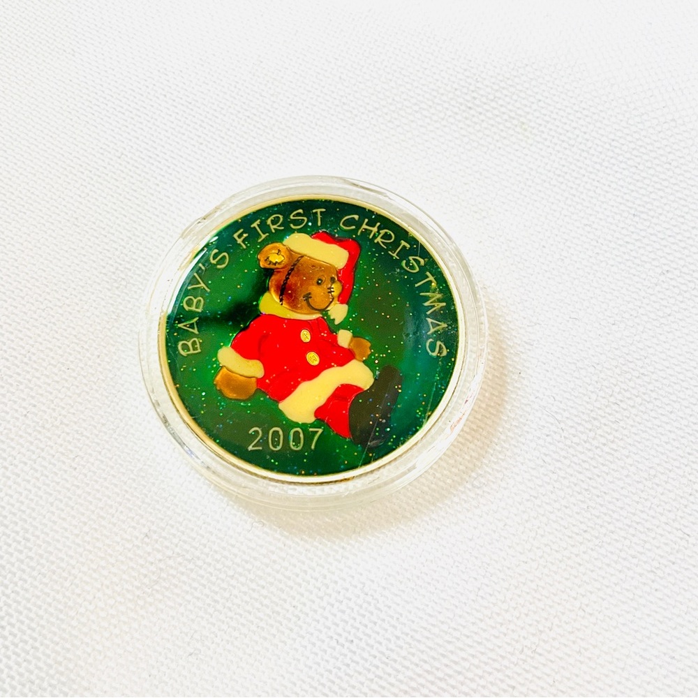BABY'S FIRST CHRISTMAS COIN 1 TROY OUNCE .999 FINE SILVER COLORIZED 2007